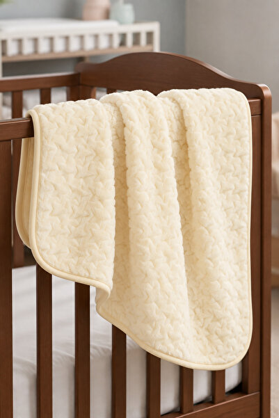bebegen Yellow Star Embossed Thick Plush Blanket 100*120 cm