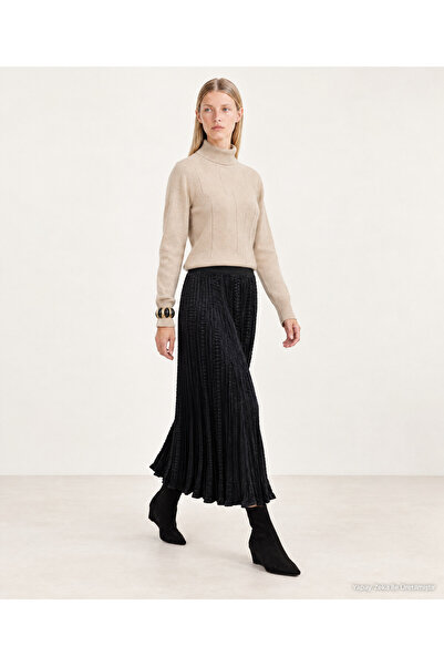 Yargıcı Regular Stand Collar Long Sleeve Sweater