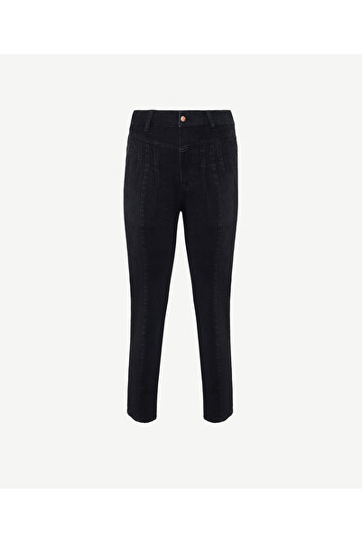 Yargıcı Pantaloni din denim cu detaliu de clemă