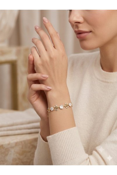 SURA SILVER MANOLYA MODEL ZİRKON TAŞ GOLD KAPLAMA 925 AYAR GÜMÜŞ BİLEKLİK