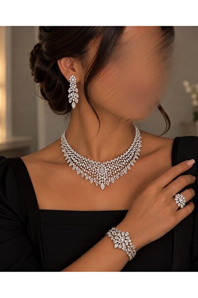 Merlina طقم اكسسوار دقة الماس بفصوص متدلية
