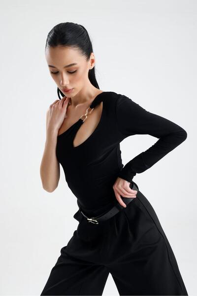 GACA COLLECTION Valetta Single Sleeve Chain Detailed Black Body Suit