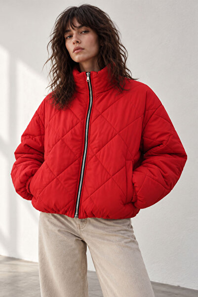 Tonny Black Women's Red Stand Collar Long Sleeve Coat with Zipper Detail