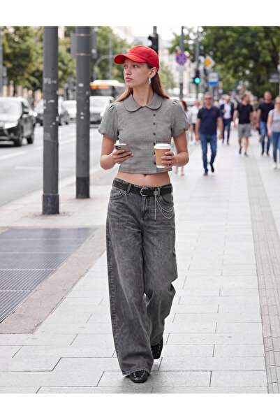 Koton Slim Fit Bebe Yaka Kısa Balon Kollu Pötikareli Gömlek