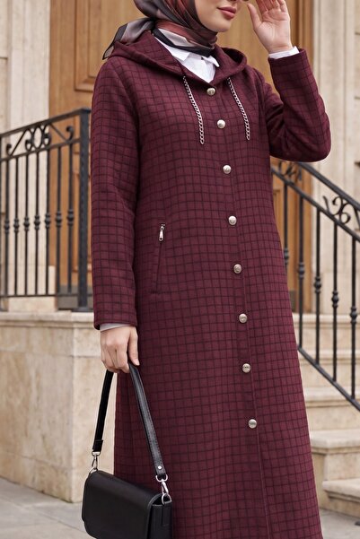 Modamorfo Long Quilted Coat with Chain Detail on the Collar - Burgundy