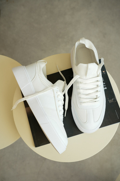Zerenyus Zrk-N010 Premium White Daily Casual Men's Sports Shoes