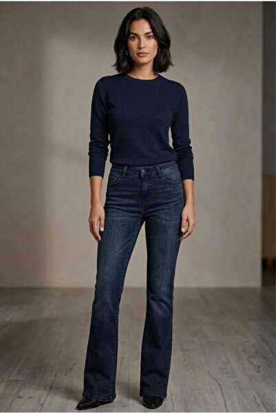 Regular Fit Orta Bel Çan Paça Kadın Lacivert Jean Pantolon LS96