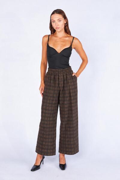 TENA Women's Brown 8253 Gabardine Plaid Trousers with Elastic Waist