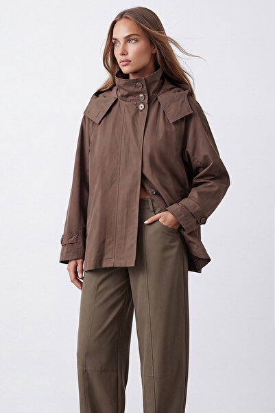 Trend Alaçatı Stili Kadın Kahverengi Kapişonlu Gizli Patlı Oversize Trençkot Alc-X15637
