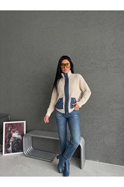 Denim Detaylı Fermuarlı Triko ✨ Şık • Modern • Günlük kullanıma uygun