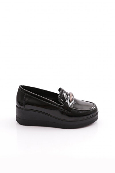 DGN 618 Women's Loafer Shoes