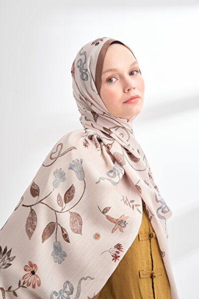 ARMANDA Floral Archive Lavinia Pattern Shawl - Camel