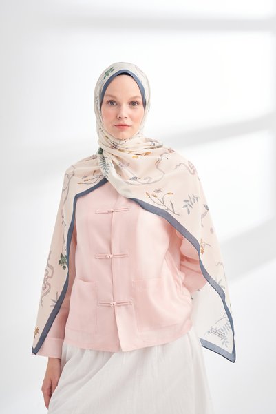 ARMANDA ARHIVĂ FLORALĂ ȘAL CU MODEL LAVINIA - INDIGO