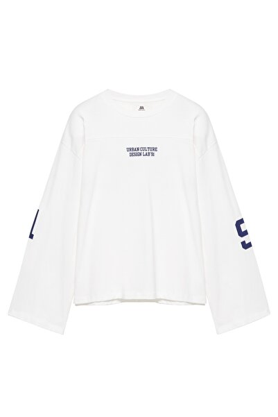 Pull & Bear Grafik ve numara detaylı uzun kollu Tişört