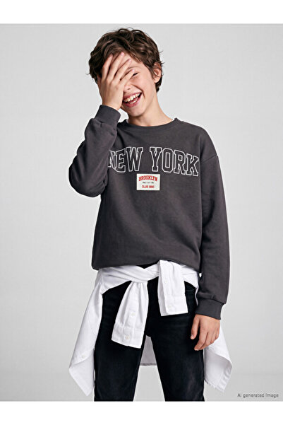 LC Waikiki Esvab • Modern & Distinctive Printed Boys' Thick Sweatshirt