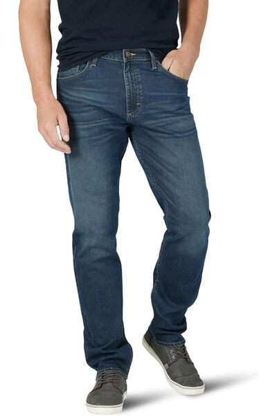Wrangler Authentics بنطلون جينز رجالي رياضي من رانجلر بقصة رياضية وقابل للتمدد