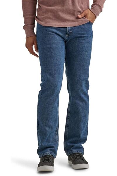 Wrangler Authentics جينز كلاسيكي للرجال بخمسة جيوب وقصة عادية مرنة