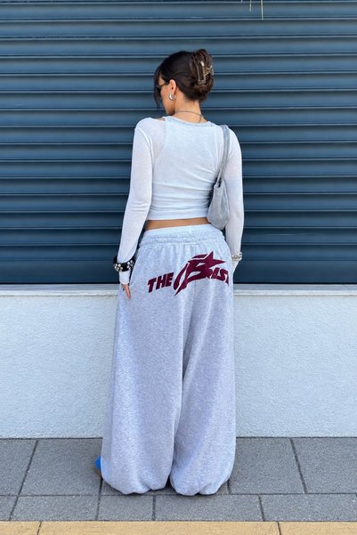 bases. Nakışlı Balloon Fit Dancer Eşofman Altı