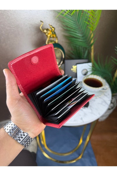 Milena Unisex Premium Hakiki Deri Minimalist Mıknatıslı Cüzdan – Kadın Erkek 12 Kart Bölmeli, Kompakt Tasarım 10,7 x 8 cm