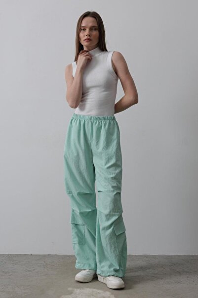 MYSSHOES Parachute cargo pants - mint