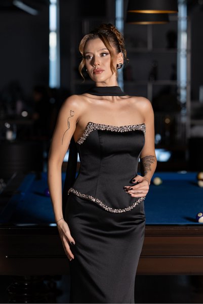Abiyefon Siyah Taşlı Straplez Yaka Peplum Uzun Saten Abiye Elbise ABU6655