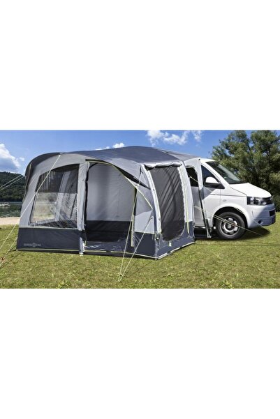 Brunner Cort, vestibul auto, trasee A.I.R.TECH LC