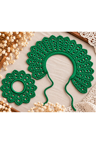 MAVEA Knitted Children's Collar and Hairpin