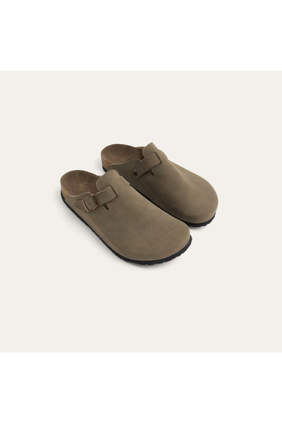 Mudo Women's Brown Slippers