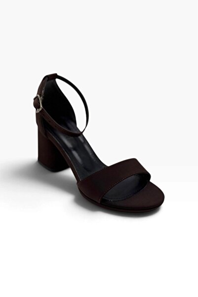 C shoes C-Shoes VM307-26 Σατέν Γυναικεία Σανδάλια με Μονό Λουράκι και Χοντρό ...