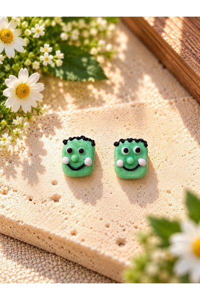 ADAMODART Handmade Murano Glass Green Man Halloween Beads (2 Pieces)