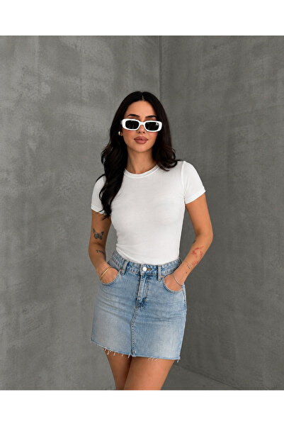 Buzzy Kısa Kollu Bisiklet Yaka Kadın T-Shirt
