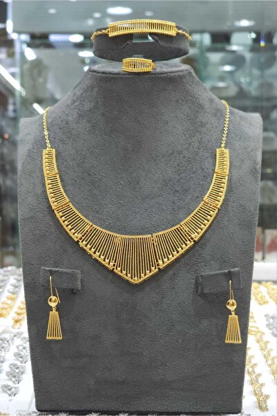 CHOKER طقم ذهب كامل عيار 21 قيراط بتصميم خليجي ملكي فاخر يُعرف بنقشة "الرولكس...