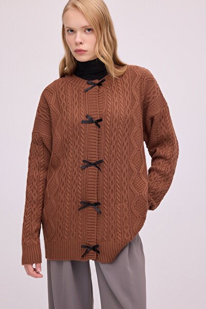 Touché Privé Tricot Cardigan with Bow Detail