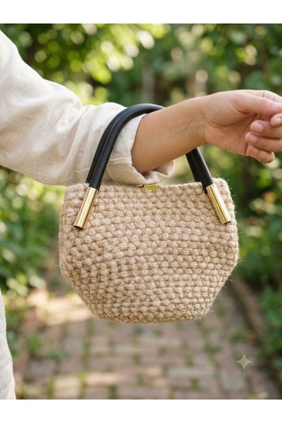 bayram taşcıoğlu home desing Midi Size Handmade Natural Woven Straw Bag - Stylish Shoulder and Hand Bag with Black Leather Strap & Metal Detail