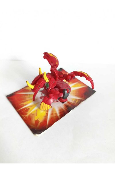 BAKUGAN Pyrus Commandix Drago + Metal Kart