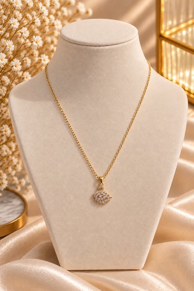 Generic Brand Elegant Swan Figured Gold Color Steel Necklace – Stylish Necklace with Sparkling Stone Detail