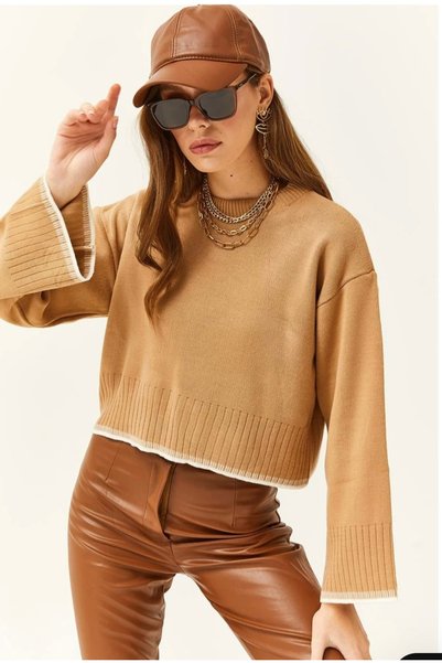 DAMGA Collection Women's Shepherd Stitched Spanish Sleeve Knitwear Sweater