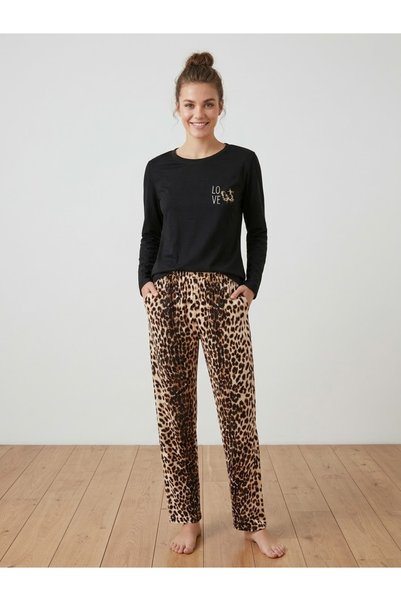 Miss Melina "Love" Baskılı Leopar Desenli Kadın Pijama Takımı