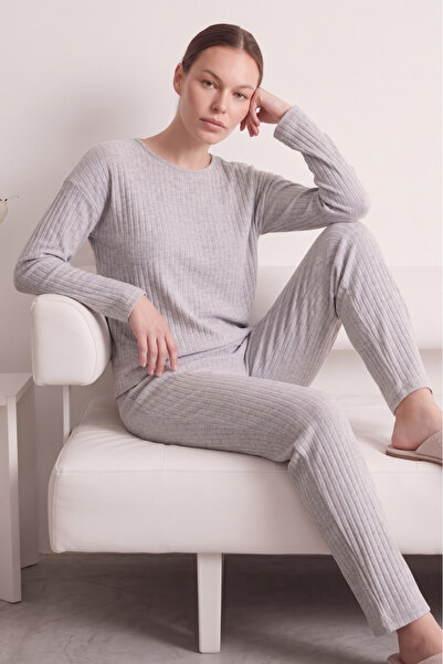 Farya Home Pamuklu Şeritli Kışlık Yumuşak Tuşe İnterlok Örme Pijama Takımı