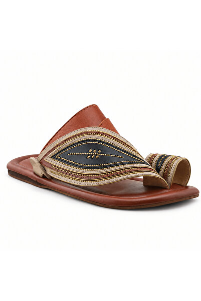 Al fanoos Embroidered Handmade Arabic Sandals for Men