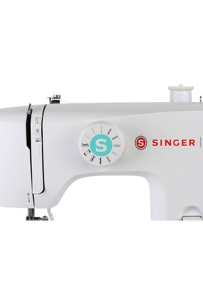 SİNGER |   ماكينة خياطة محمولة M1505 |   6 خياطة مدمجة مسبقًا الإعداد بها، مع ذراع حر للحركة |   تصميم إطار معدني أبيض