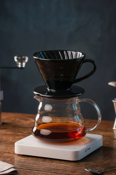 ALOHA EQ QUALITY V60 02 Siyah Kahve Sürahi Seti - 500 ml Cam Demlik ve Seramik Dripper