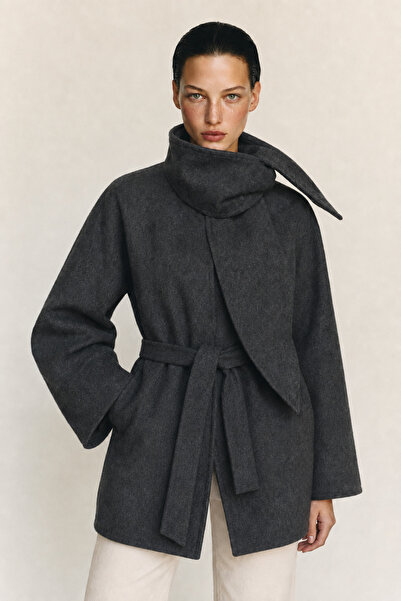 Glowear Atelier Women's Gray Cashmere Scarf Collar Detailed Design Belted Jacket