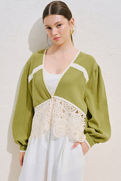 Manuka Lace-Detail Muslin Blouse Green