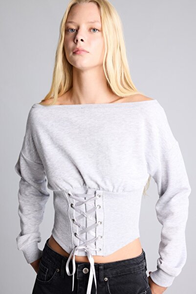 DeFacto Slim Fit Kayık Yaka Korse Detaylı Crop Basic Sweatshirt I4984AX26AU