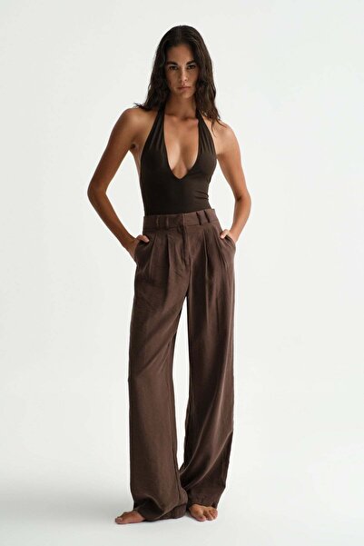 Açelya Okcu Premium Rovena Double Pleated Detailed Woven Trousers