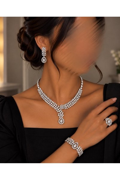 Merlina Silver Set Diamond Precision Classic and Elegant Design