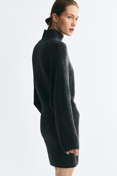 H&M Yarım Balıkçı Yakalı Triko Elbise