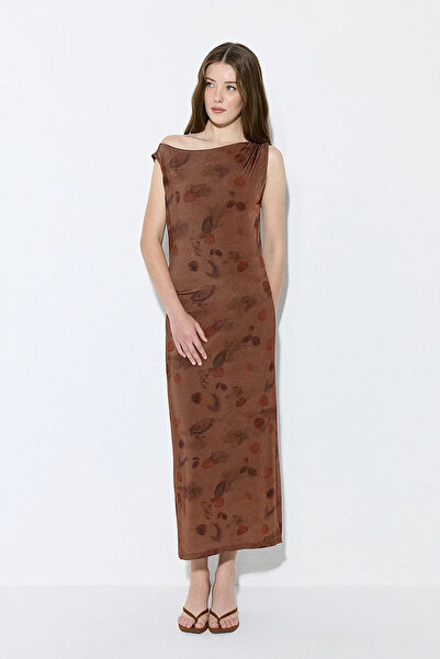 Gusto İz Koleksiyonu Eco Print Tek Omuz Uzun Elbise - Kahverengi