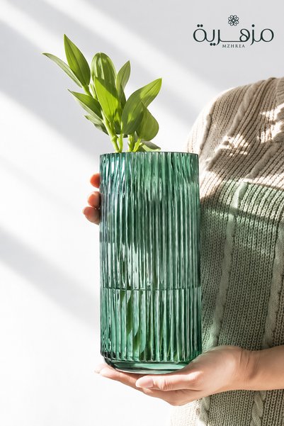 mzhrea glass vase